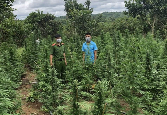 Bai Cong an xa Ea Tir lam tot cong tac bao ve ANTT tren dia ban 2